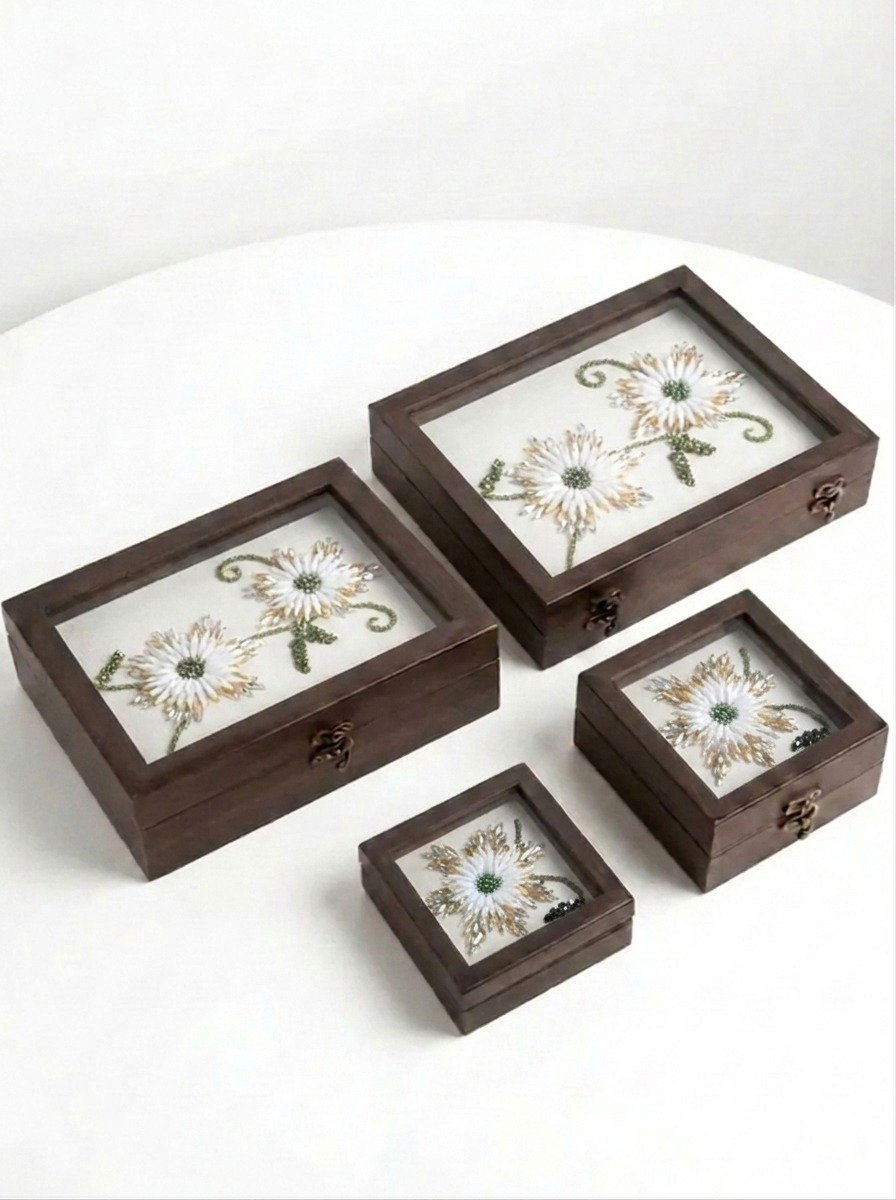 Dew Bloom Gift Box