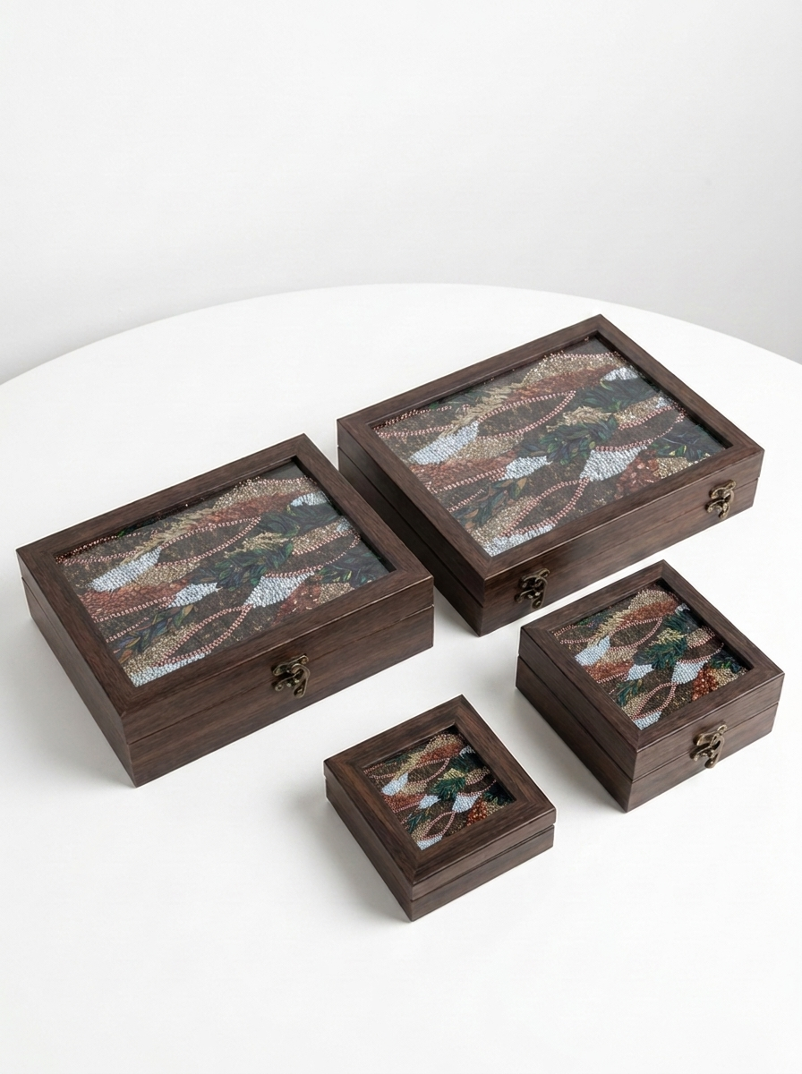Verdant Weave Gift Box